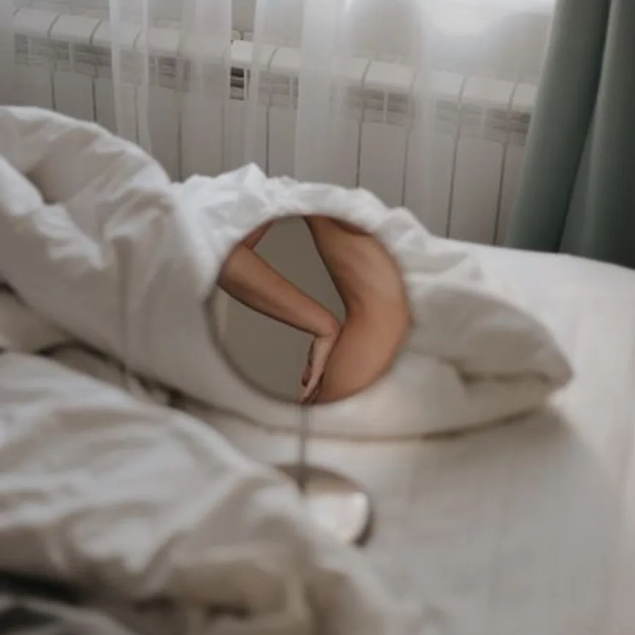 Ayna